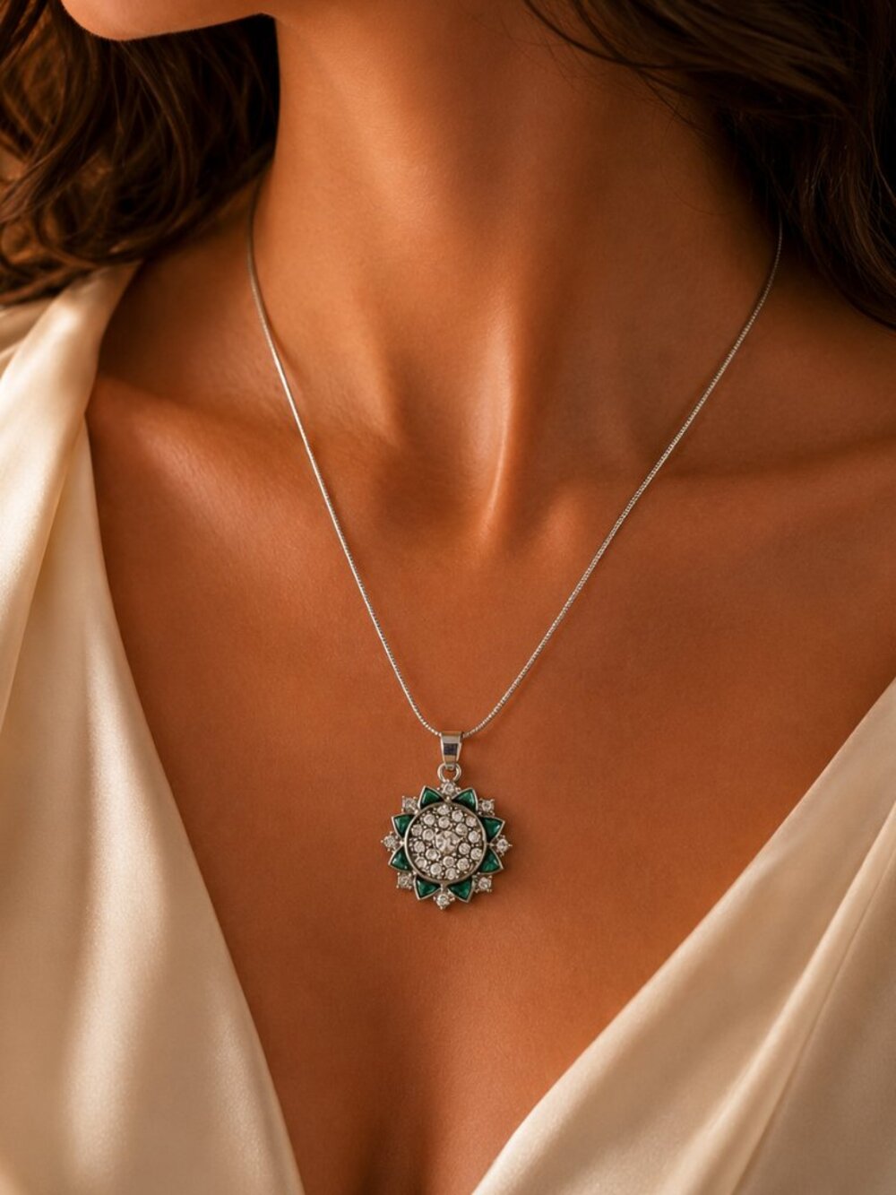 Mini Snap Emerald Green Rhinestone Necklace 925 Silver Chain 2 Snaps